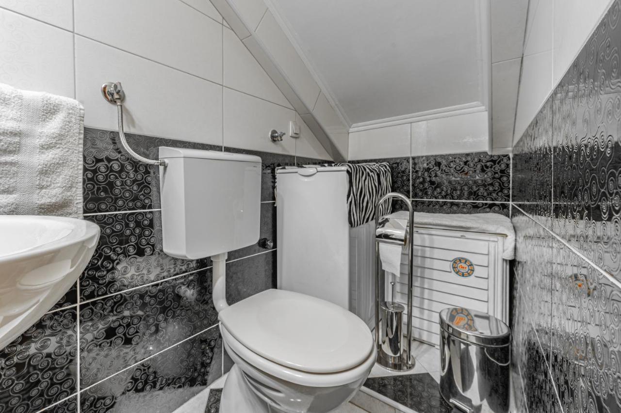 Apartman 2 Kovacina Nikšić Exteriör bild